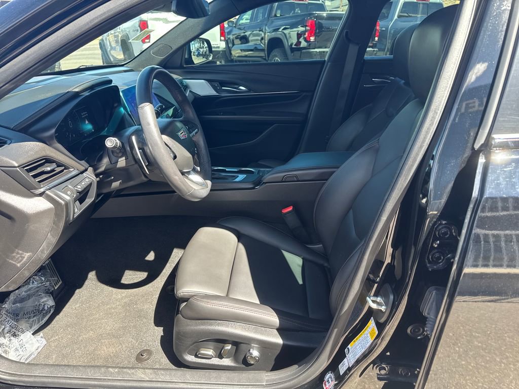 Used 2022 Cadillac CT4 Sport w/ LPO, ONYX Package AWD/4WD image 9