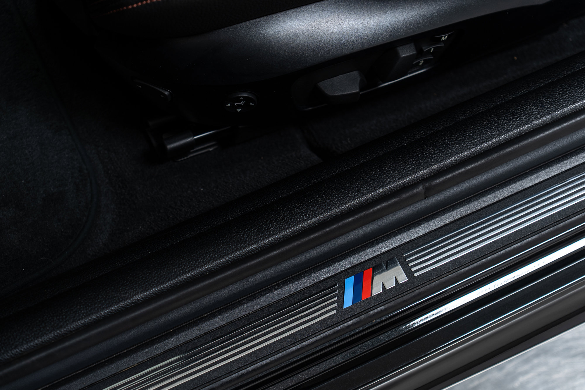 Used 2011 BMW 1 Series M image 11