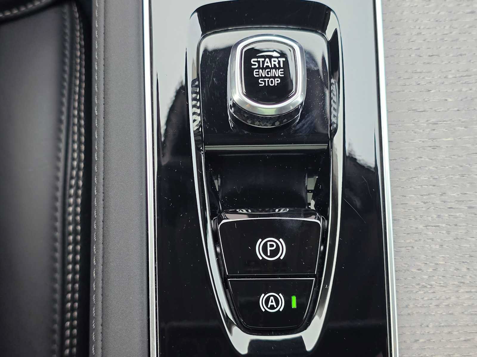 New 2027 Volvo XC90 T8 Ultra AWD/4WD image 33