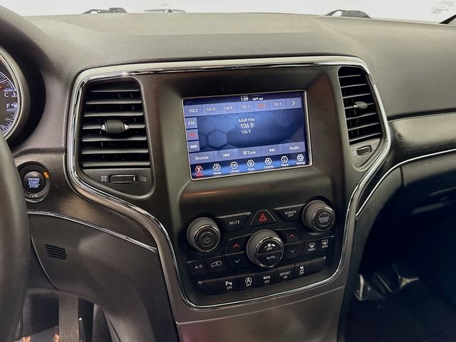 Used 2018 Jeep Grand Cherokee Limited AWD/4WD image 14