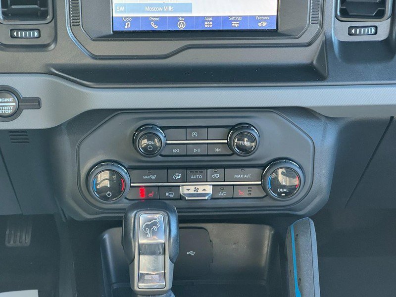 Used 2022 Ford Bronco Black Diamond image 14