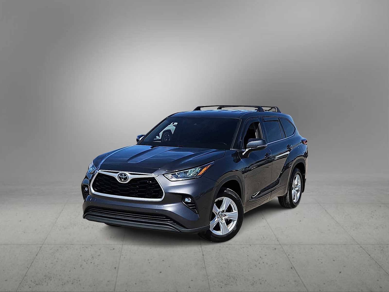 Used 2020 Toyota Highlander LE