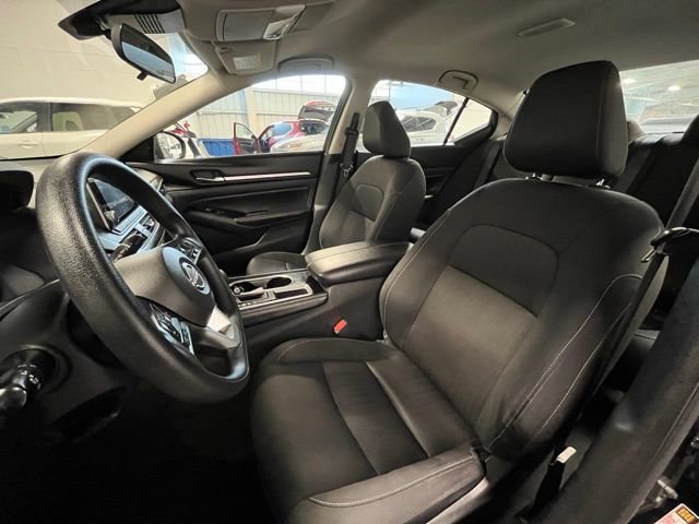 Used 2023 Nissan Altima 2.5 SV image 21
