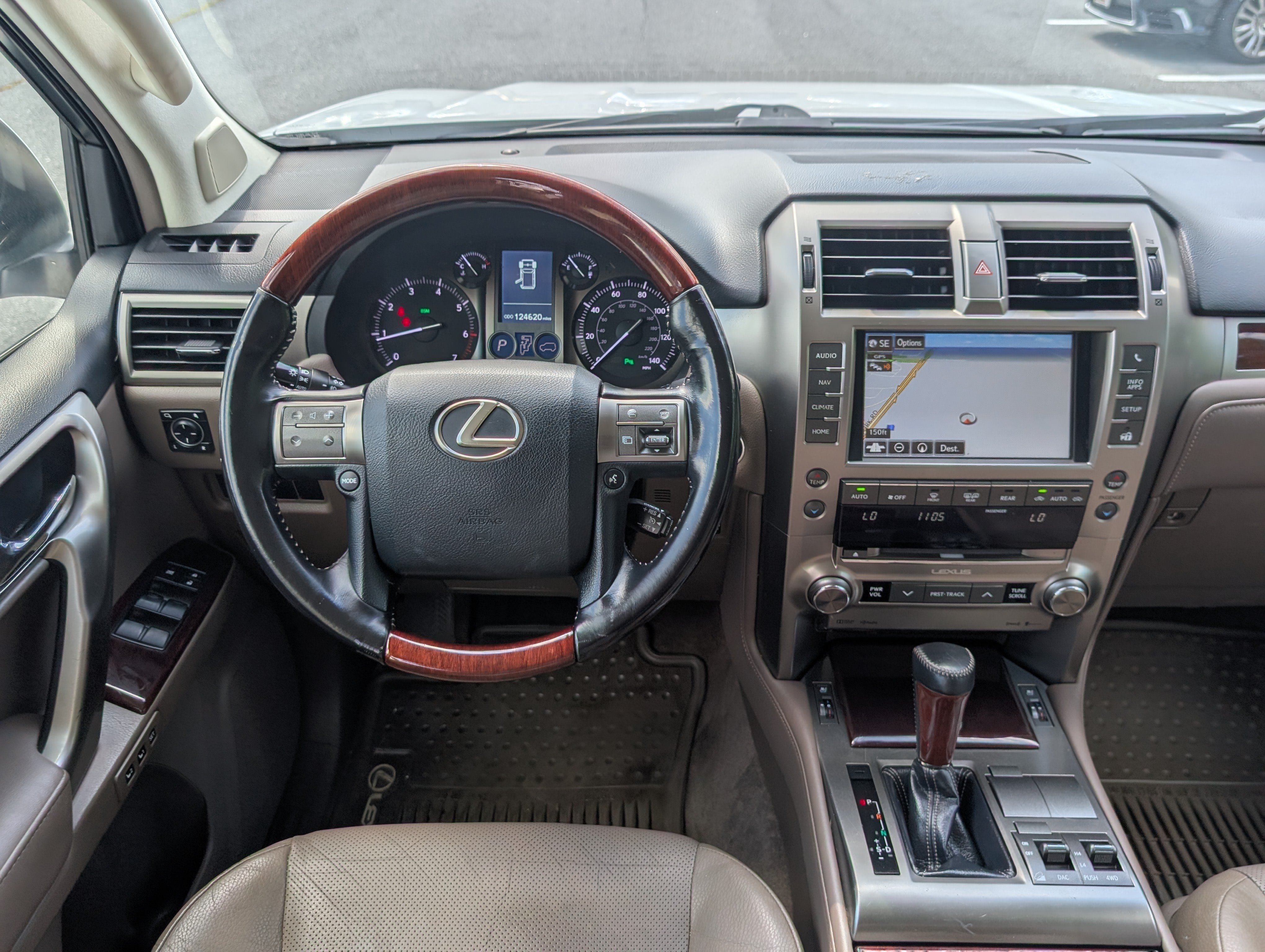 Used 2016 Lexus GX 460 w/ Premium Package AWD/4WD image 16