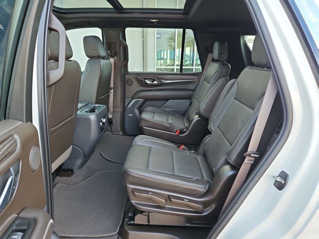 Used 2023 GMC Yukon Denali AWD/4WD image 20