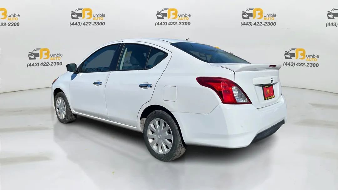 Used 2019 Nissan Versa SV image 7