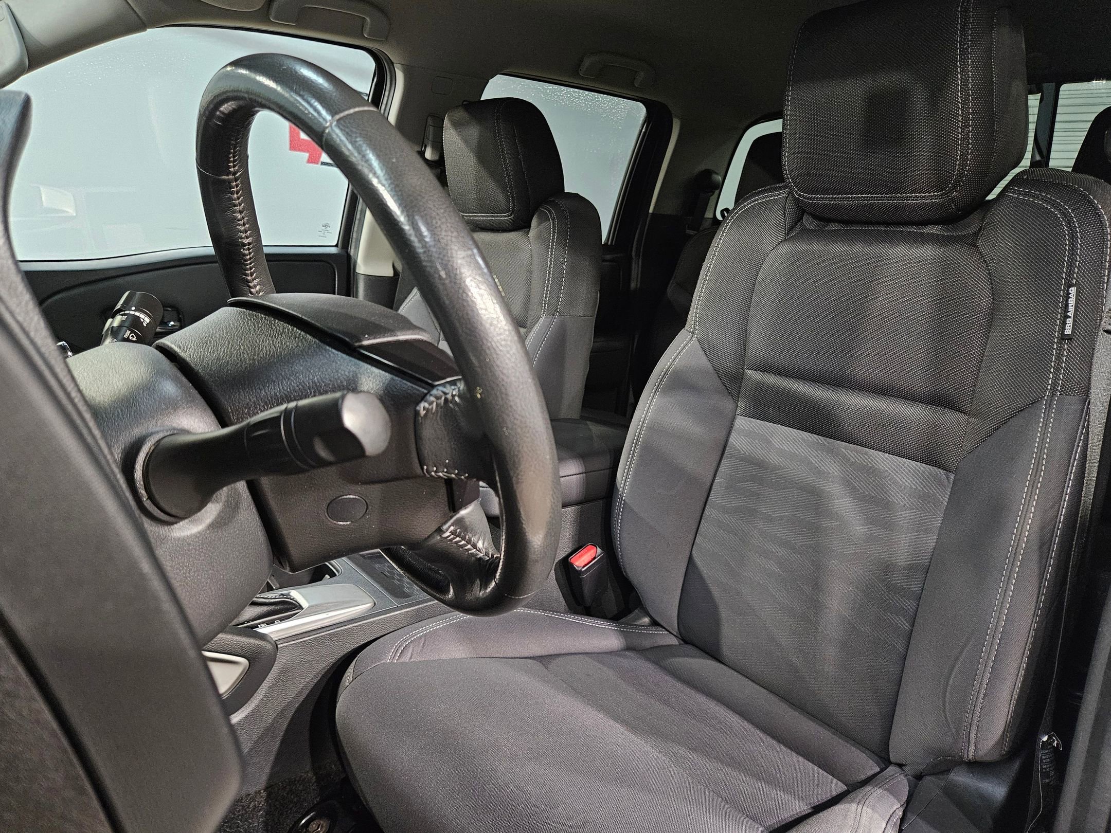 Used 2024 Nissan Frontier SV w/ Technology Package image 25