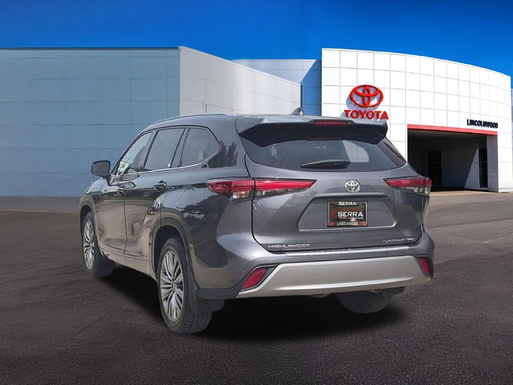 Used 2021 Toyota Highlander Platinum AWD/4WD image 14