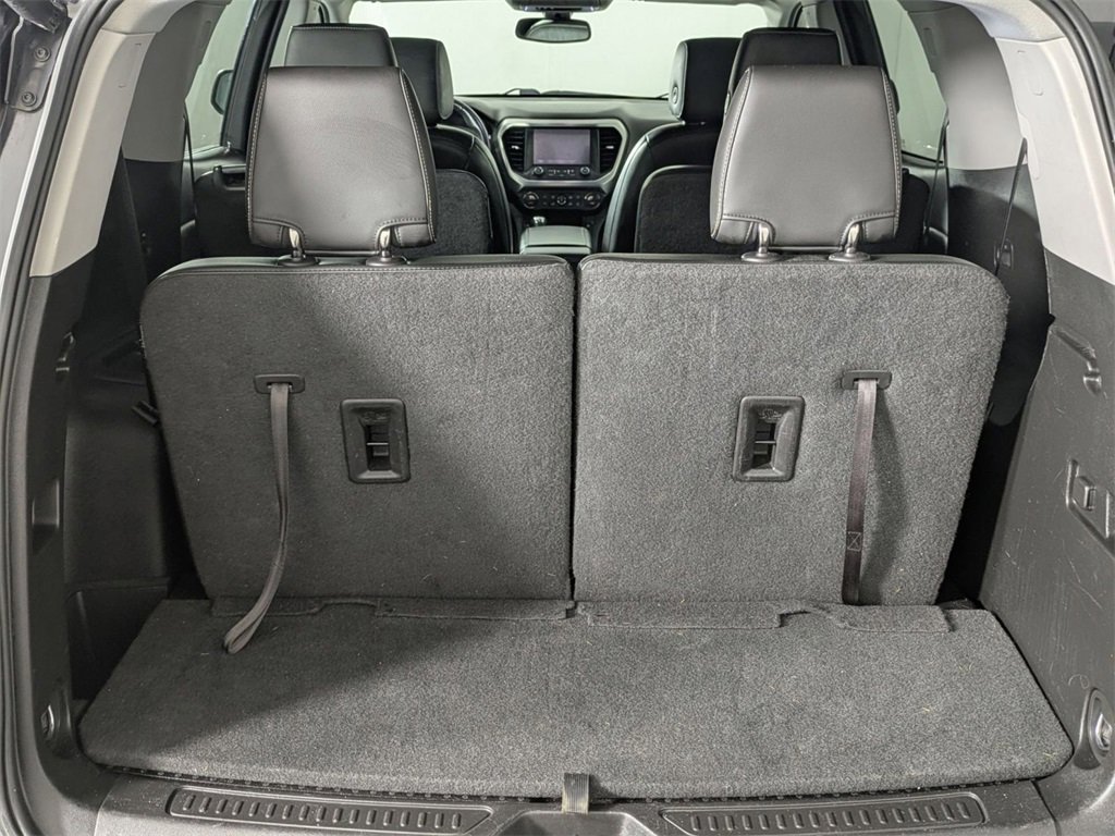 Used 2018 GMC Acadia SLT image 32