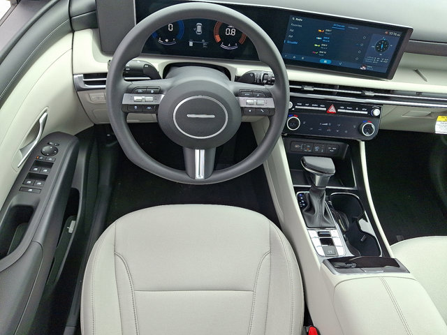 Certified 2025 Hyundai Tucson SEL image 11