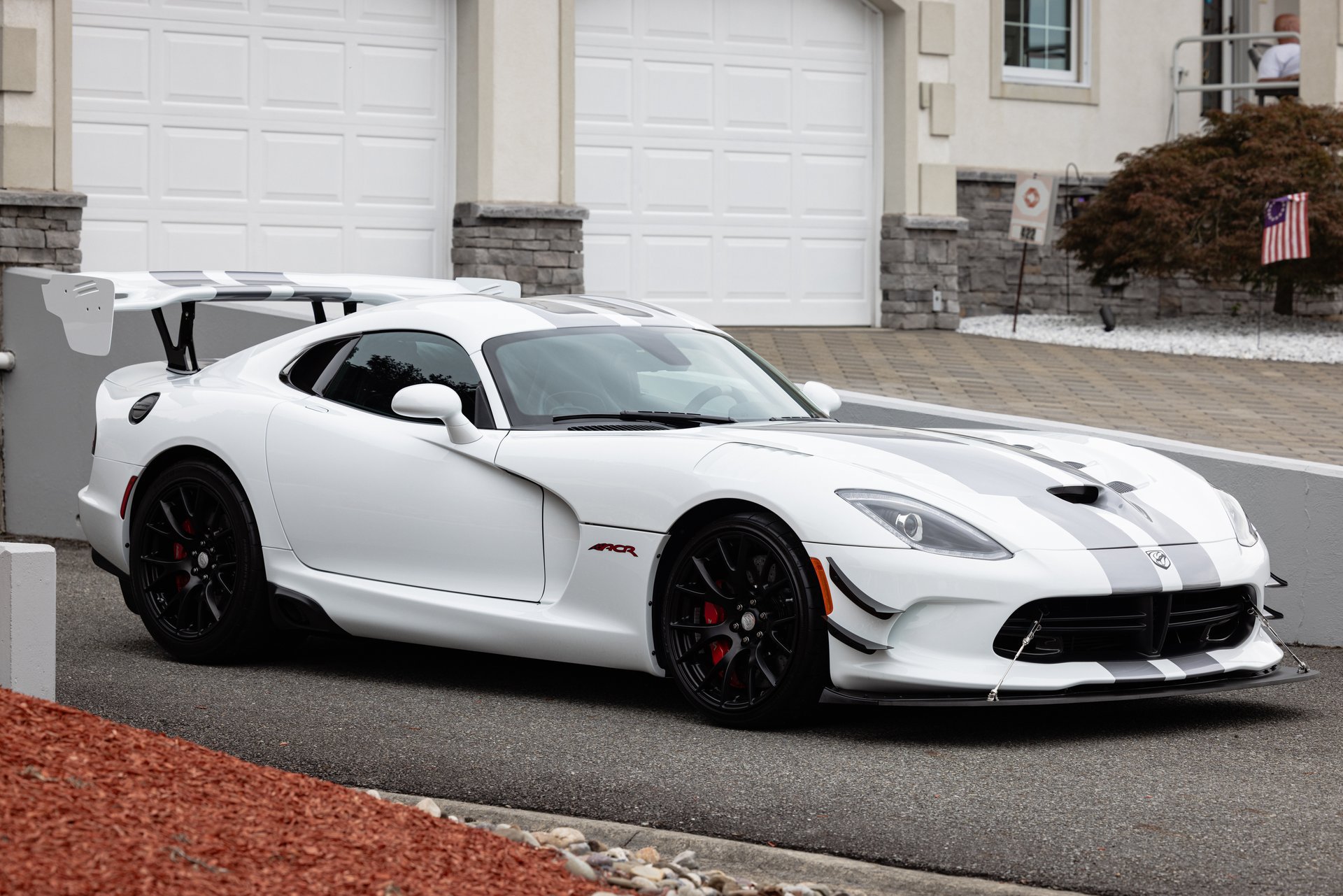 Used 2017 Dodge Viper ACR w/ Extreme Aero Package RWD image 2