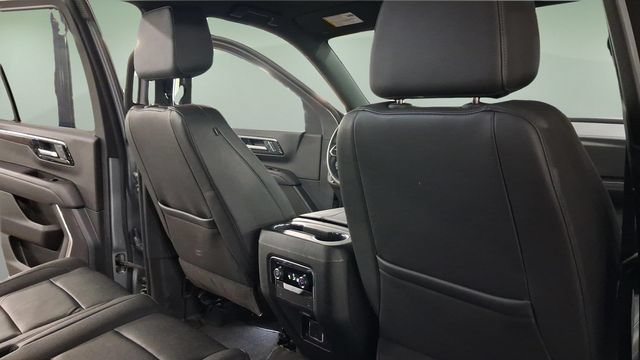 Used 2025 Chevrolet Tahoe LT AWD/4WD image 13
