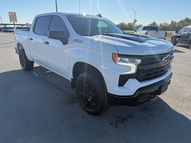 Used 2024 Chevrolet Silverado 1500 LT Trail Boss w/ Convenience Package II image 8
