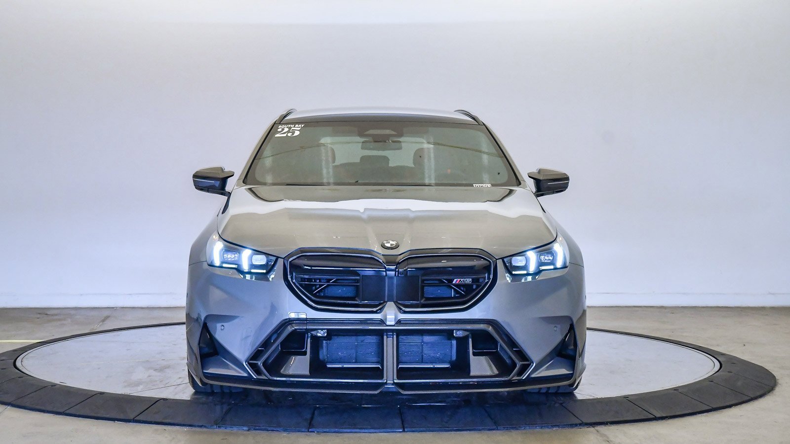 Used 2025 BMW M5 Touring w/ M Driver's Package image 8