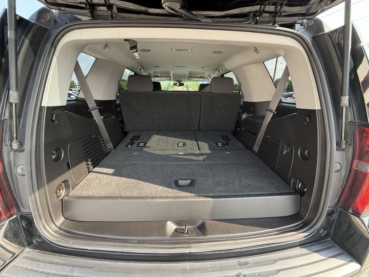 Used 2018 Chevrolet Tahoe LS AWD/4WD image 19