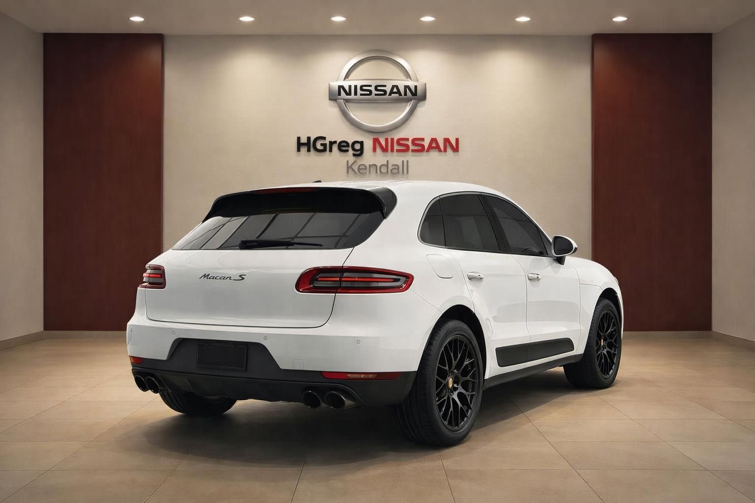 Used 2018 Porsche Macan S AWD/4WD image 4