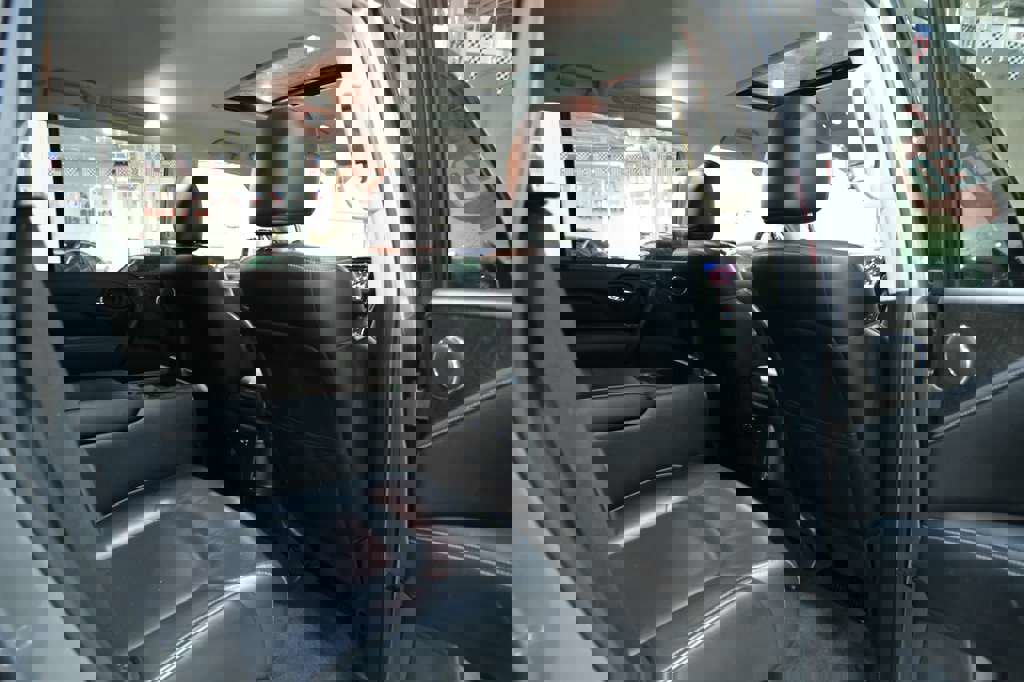 Used 2021 INFINITI QX80 Luxe image 25