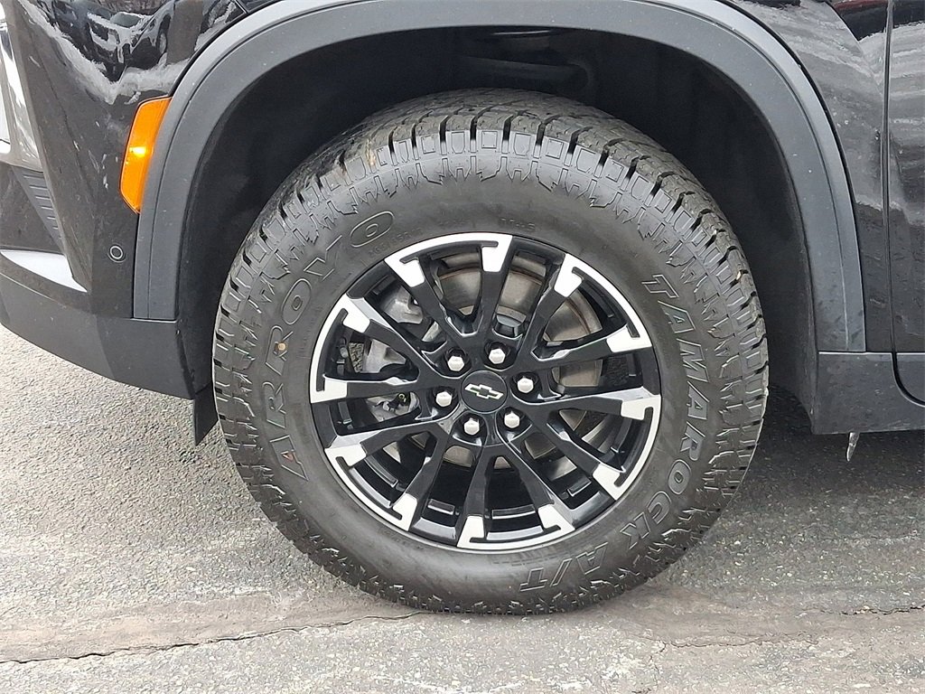 Used 2024 Chevrolet Traverse Z71 w/ Enhanced Driving Package image 8