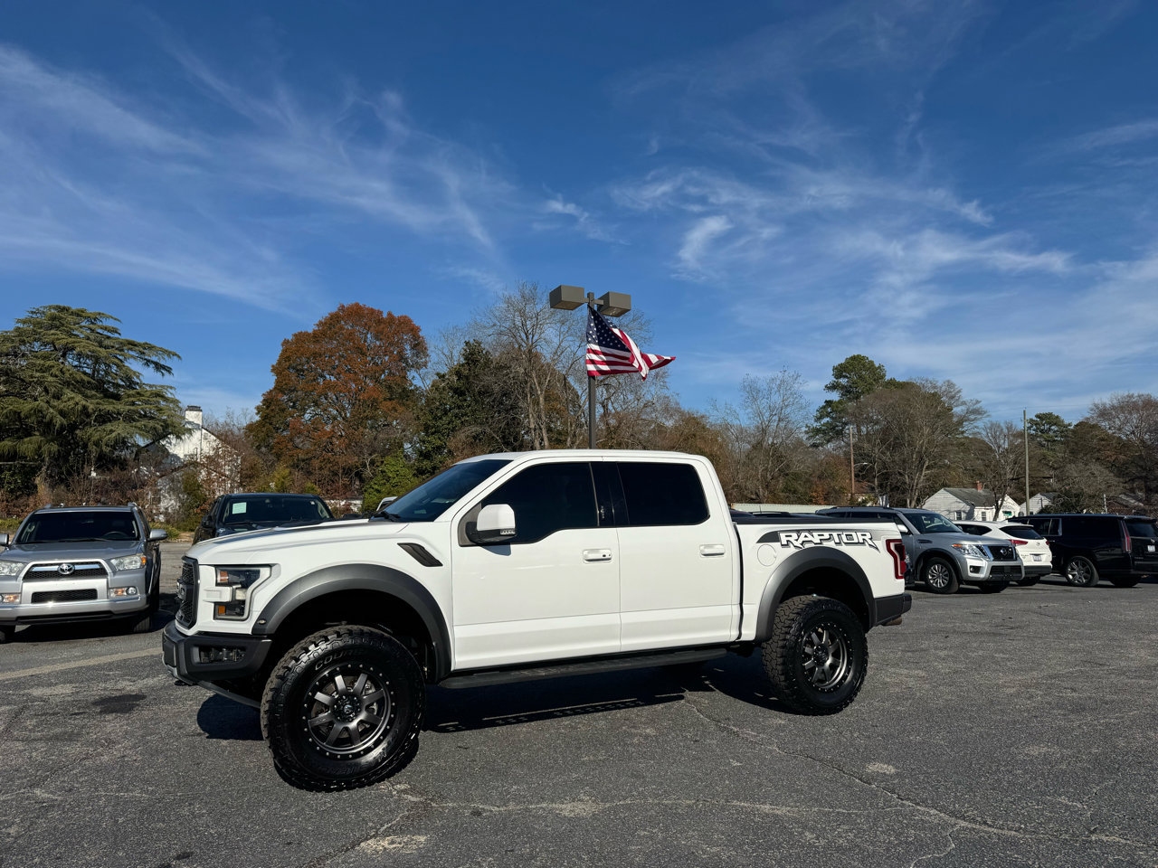 Used 2017 Ford F150 Raptor w/ Equipment Group 802A Luxury image 2
