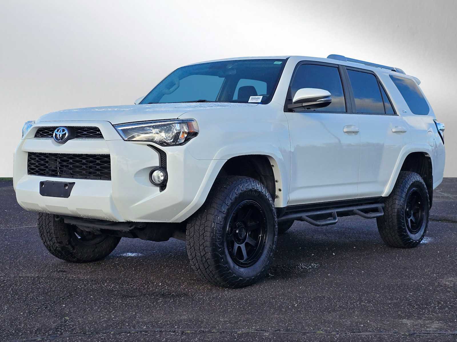 Used 2018 Toyota 4Runner SR5 Premium image 8