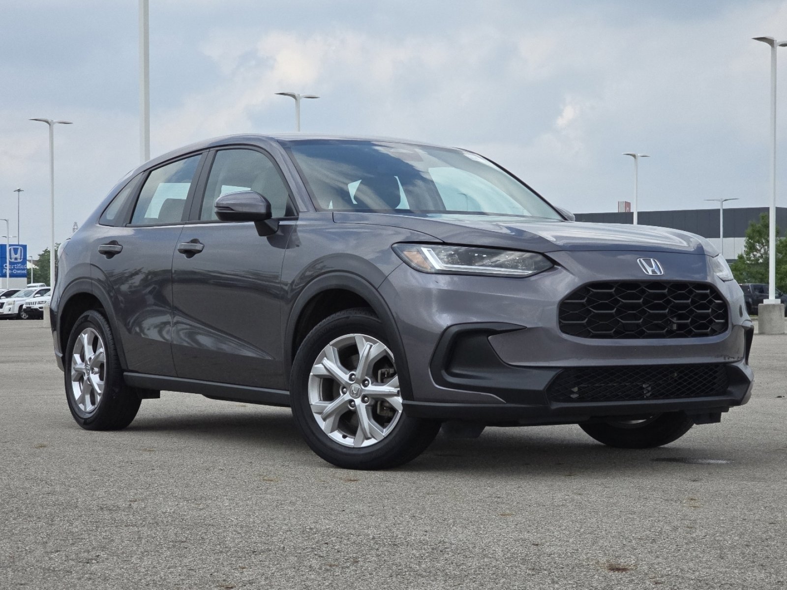 Used 2023 Honda HR-V LX image 2