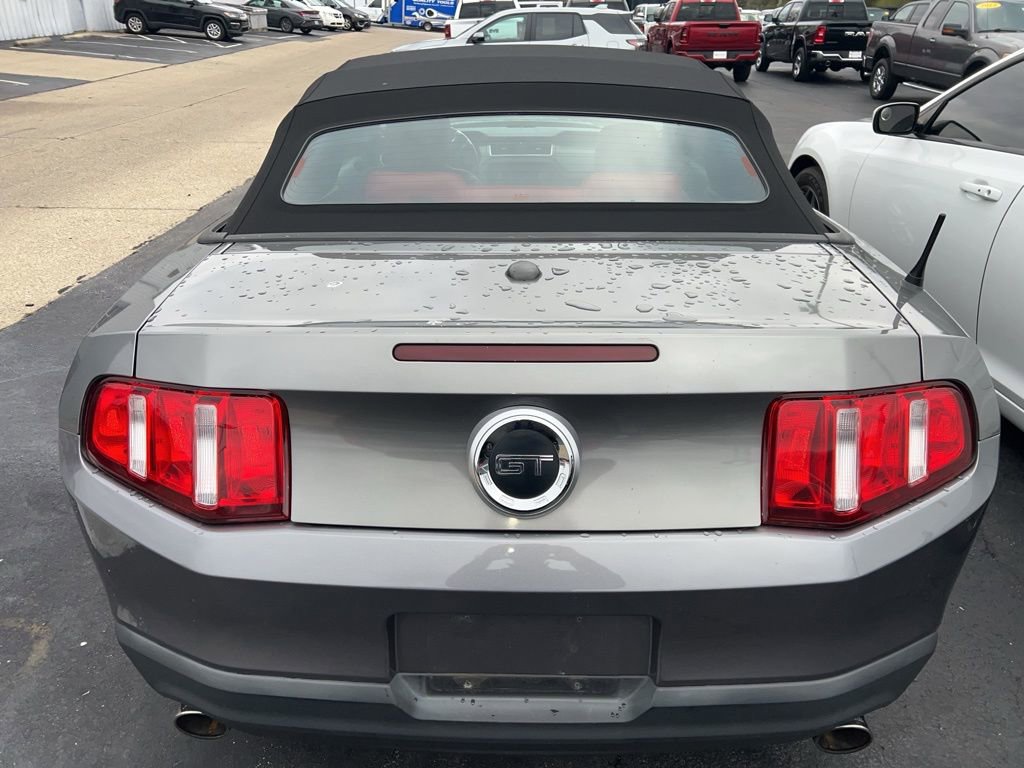 Used 2010 Ford Mustang GT RWD image 5