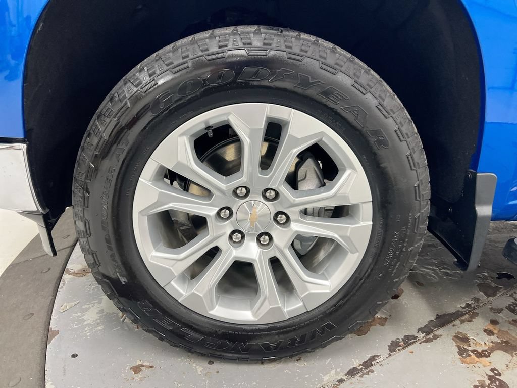 Used 2024 Chevrolet Silverado 1500 LTZ AWD/4WD image 27