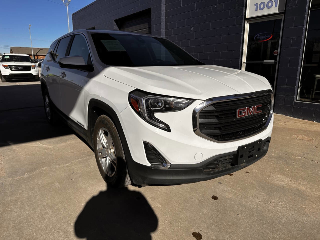 Used 2021 GMC Terrain SLE FWD image 2