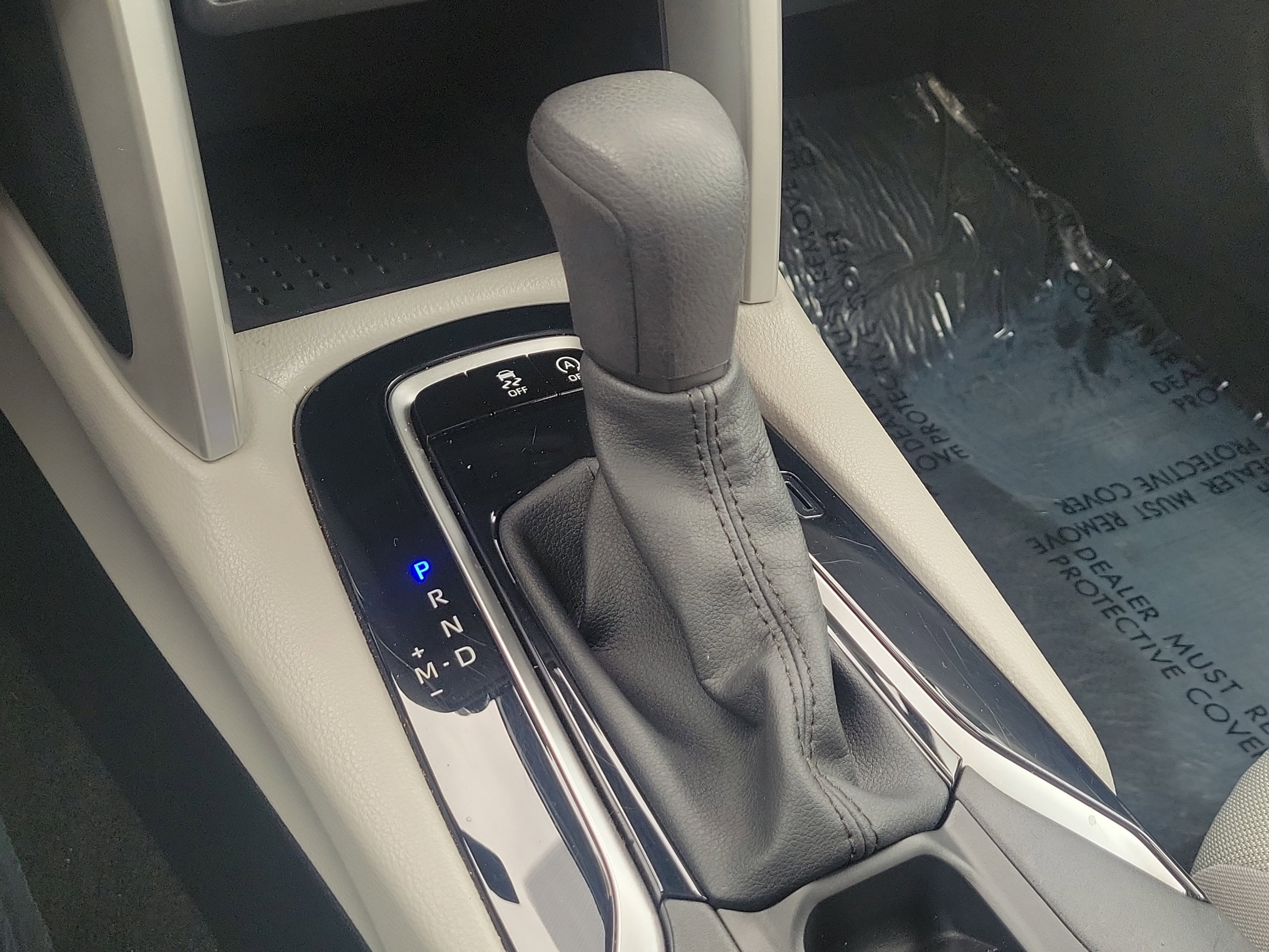 Used 2024 Toyota Corolla Cross L image 32