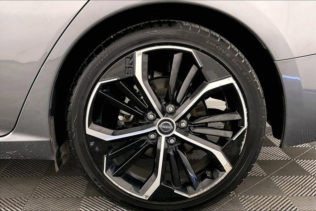 Used 2024 Nissan Altima 2.5 SR image 11
