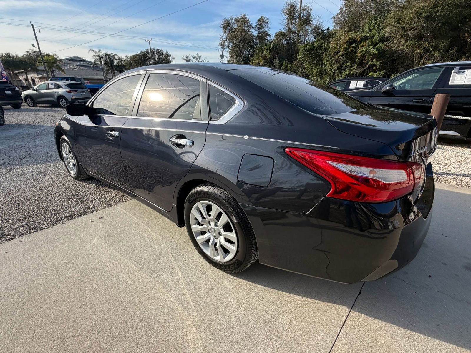 Used 2018 Nissan Altima 2.5 S w/ S Convenience Package image 7