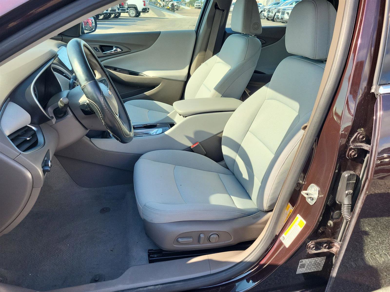 Used 2020 Chevrolet Malibu LS w/ Driver Confidence Package II FWD image 18