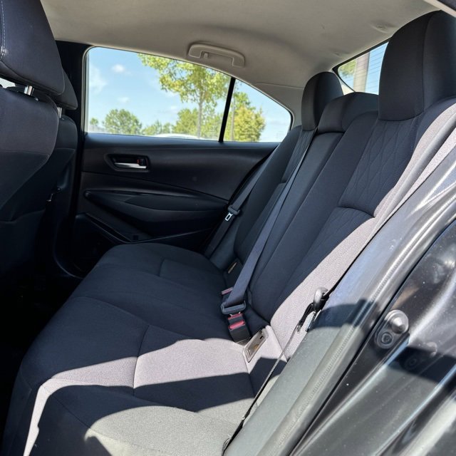 Used 2020 Toyota Corolla LE image 17