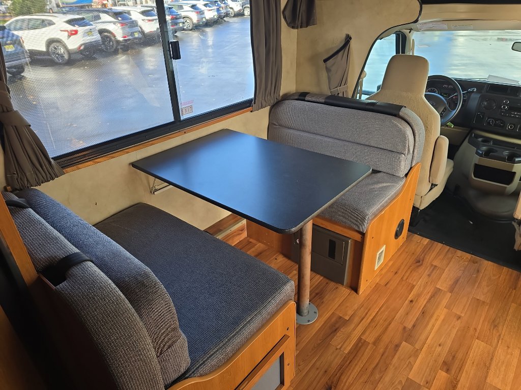 Used 2011 Ford E-350 and Econoline 350 Super Duty w/ Payload Pkg image 28