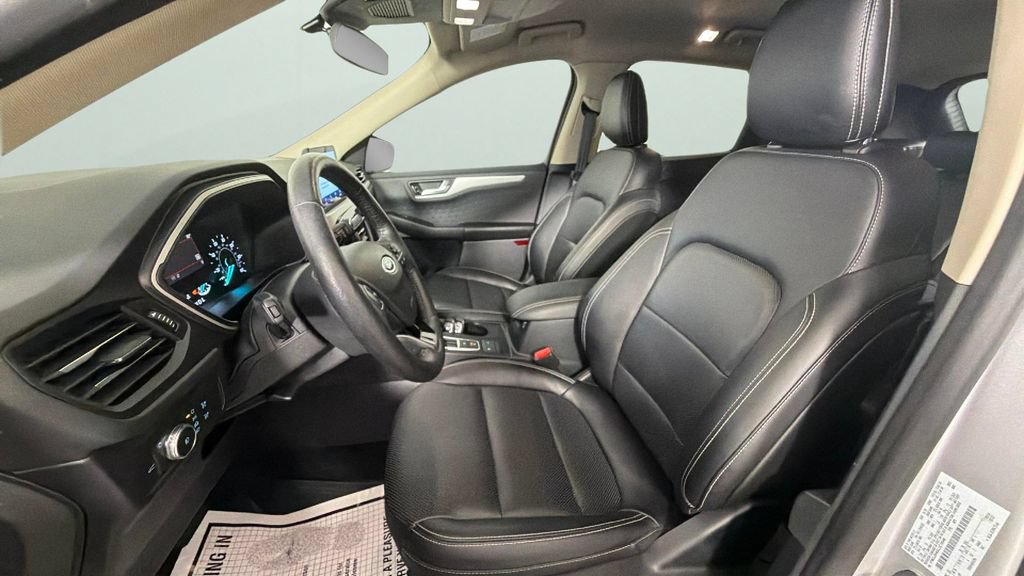 Used 2020 Ford Escape SEL FWD image 17