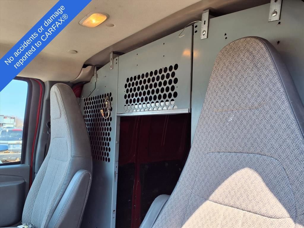 Used 2017 Chevrolet Express 2500 image 20