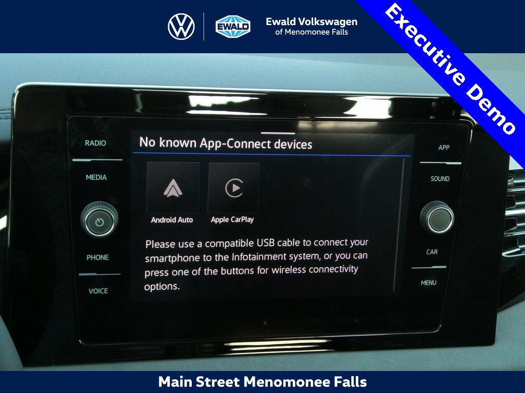 New 2025 Volkswagen Jetta SE image 41