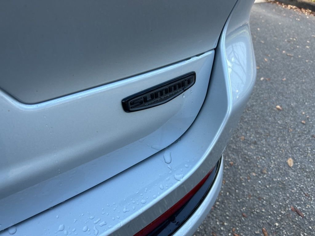 Used 2025 Jeep Grand Cherokee L Summit w/ Advanced Protech Group IV image 20