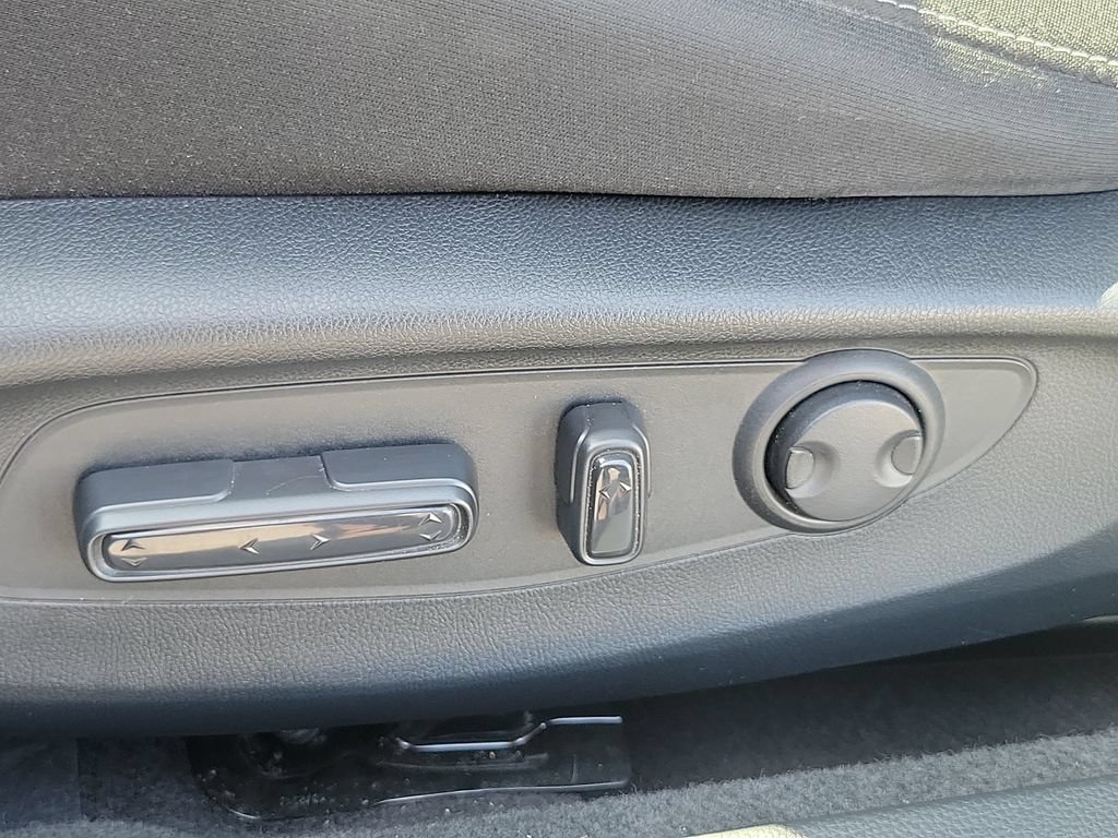 Certified 2023 Honda Accord EX image 20