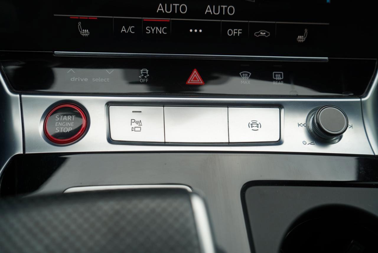 Used 2021 Audi S6 Premium Plus w/ S Sport Package image 41