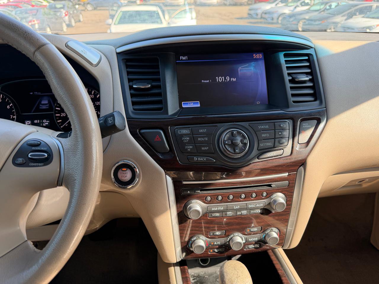 Used 2013 Nissan Pathfinder Platinum w/ Platinum Premium Pkg FWD image 22