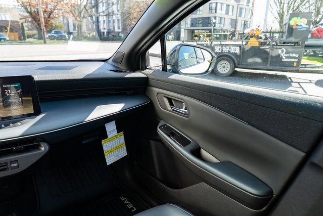 New 2026 Nissan Leaf Platinum+ image 10