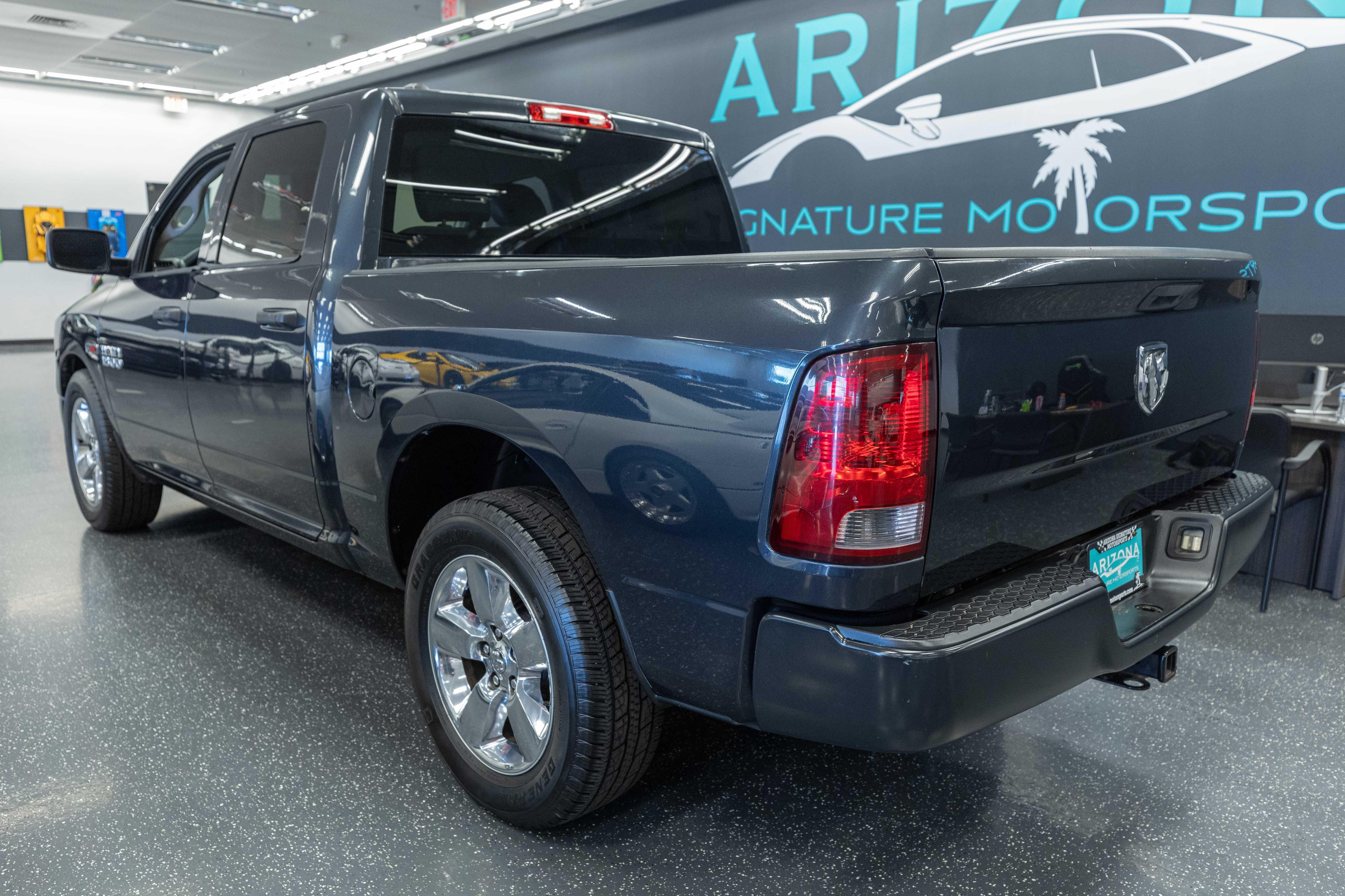 Used 2014 RAM 1500 Tradesman RWD image 9