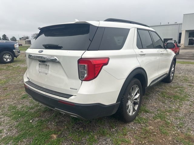 Used 2020 Ford Explorer XLT w/ Equipment Group 202A image 4
