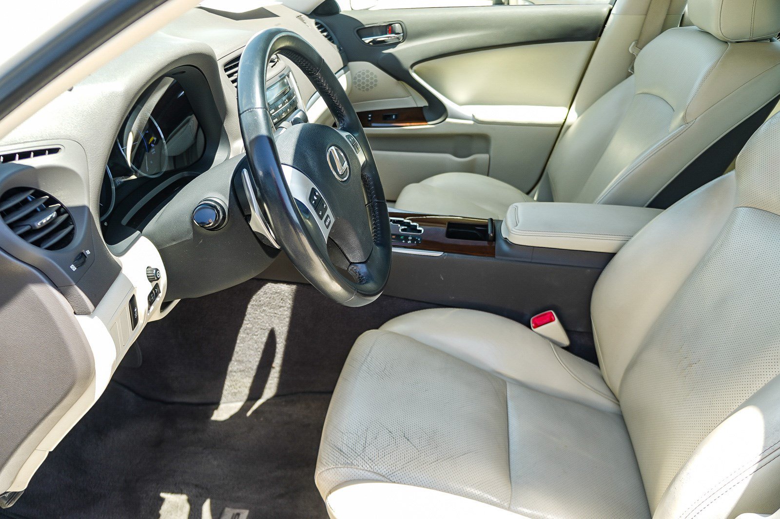 Used 2012 Lexus IS 250 w/ Premium Pkg Value Edition RWD image 18