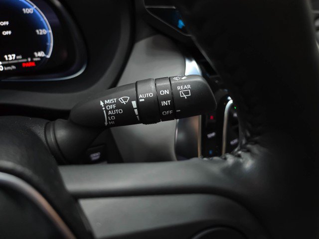 Used 2024 Toyota Venza Limited AWD/4WD image 21