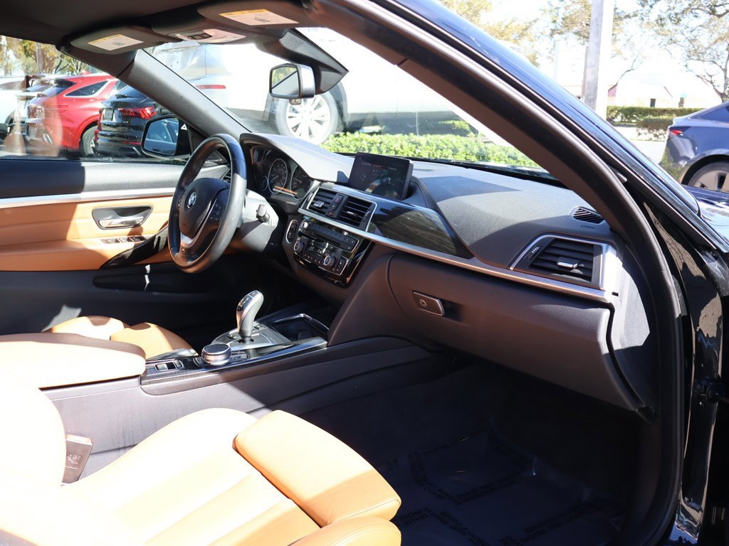 Used 2020 BMW 440i xDrive 440i xDrive w/ M Sport Package image 24