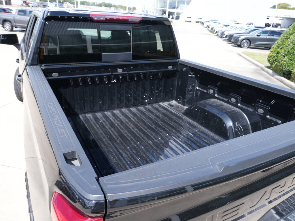 Used 2024 Chevrolet Silverado 1500 RST w/ Convenience Package II AWD/4WD image 13