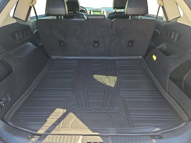 Used 2016 Ford Edge SEL w/ Equipment Group 201A AWD/4WD image 13