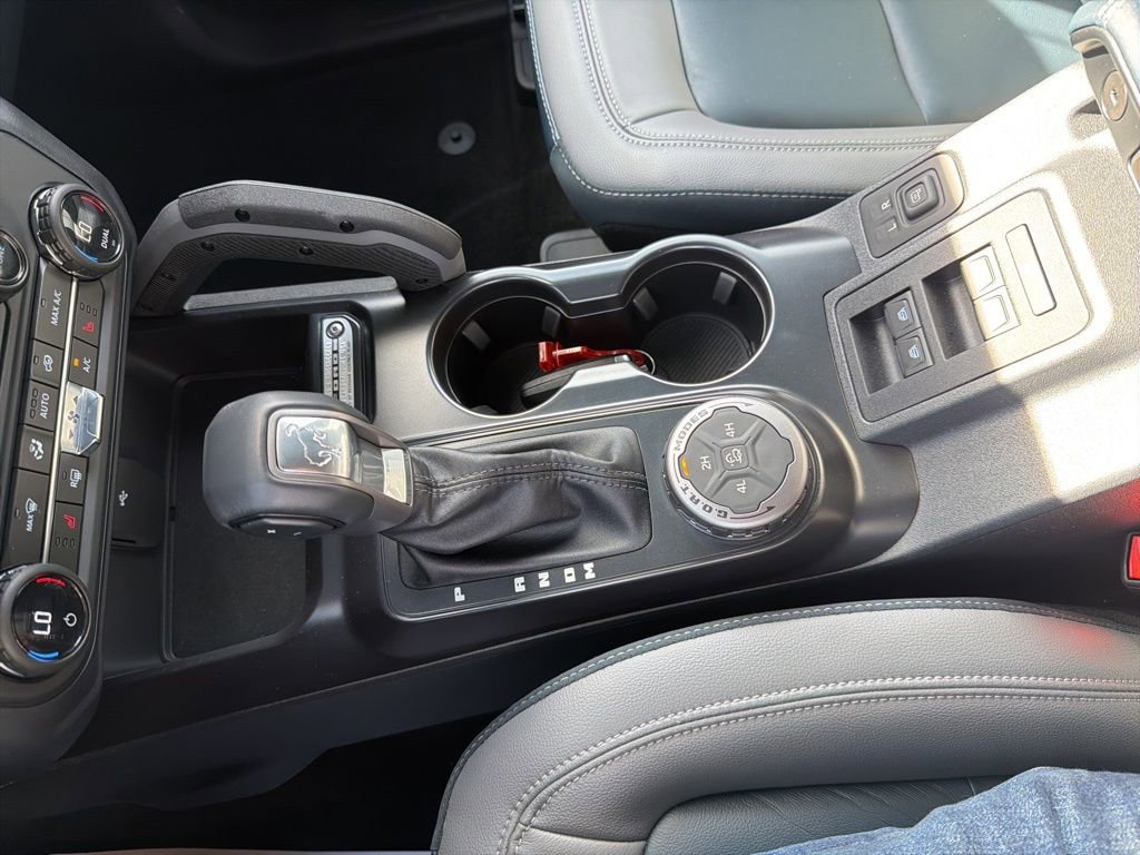 Used 2024 Ford Bronco Outer Banks image 30